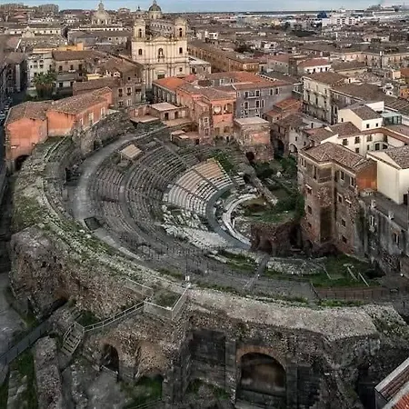 公寓 Cu Va E Cu Veni 卡塔尼亚